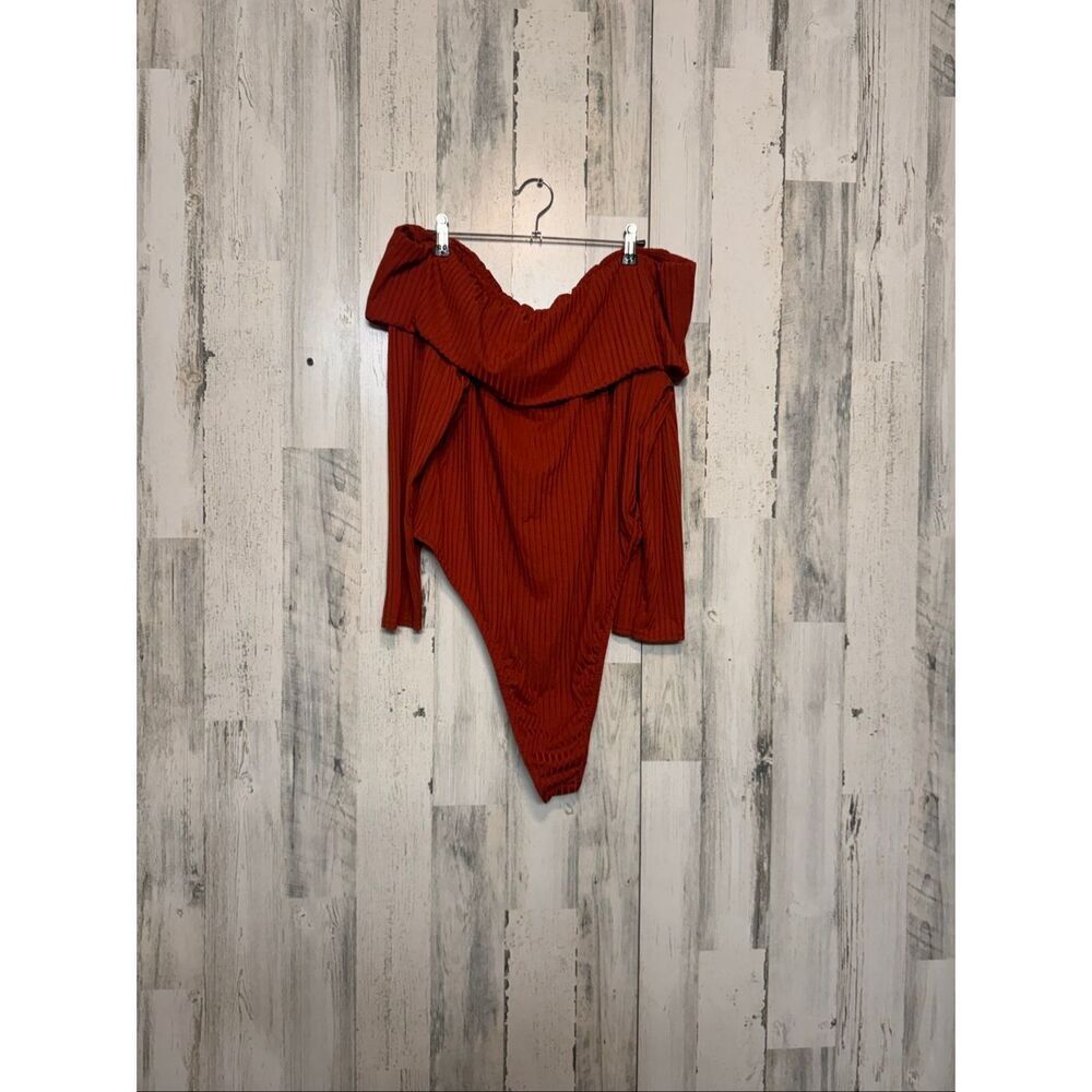Boohoo Ribbed Off Shoulder Long Sleeve Bodysuit Rust Orange US 22 NWT